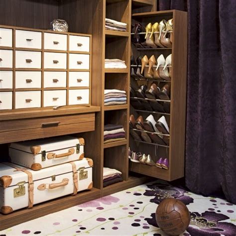 Полки для обуви в шкаф купе: сетчатые, выдвижные, откидные