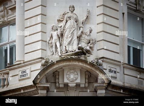 The Old Lloyds Tsb Bank On King Street Manchester Statue Roman Cherub