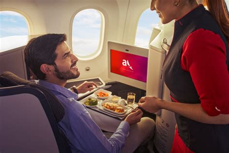 Avianca Rebrands Business Class With New Inflight Amenities