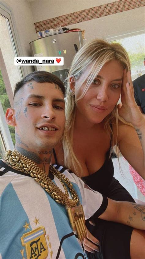 L Gante Le Present Su Hija A Wanda Nara Y Tamara B Ez Le Envi Un Duro