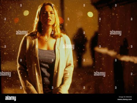 Bridget joness diary 2001 renee zellweger hi-res stock photography and ...