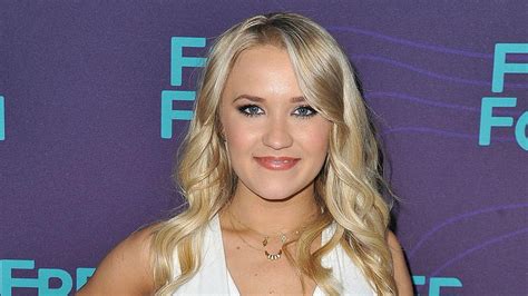 Emily Osment Backgrounds Sophie Dee Hd Wallpaper Pxfuel