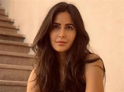 See How Katrina Kaif Looks Gorgeous Without Makeup | IWMBuzz