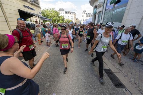 Une Armee De Pandas A L Urban Trail De Poitiers Sport En Ville