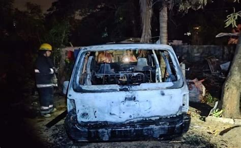 En Acapulco hombres armados incendian tres vehículos