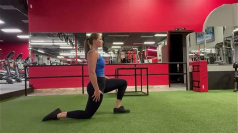 Kneeling Hip Flexor Stretch Youtube