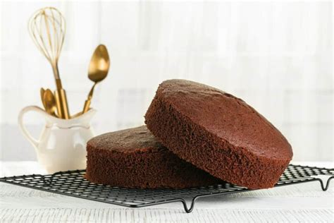 5 Causes of Dense Cake (And How to Avoid Them) - Preserving Sweetness