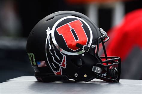 Arizona Vs Utah Preview First Look At The Utes Arizona Desert Swarm