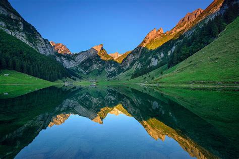 Blick über Seealpsee auf Säntis Bild kaufen 70446004 lookphotos