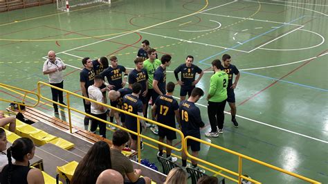 LEVANTE UDBM MARNI 36 UCAM BM MURCIA 28 LEVANTE IMPUSO SU JUEGO ANTE