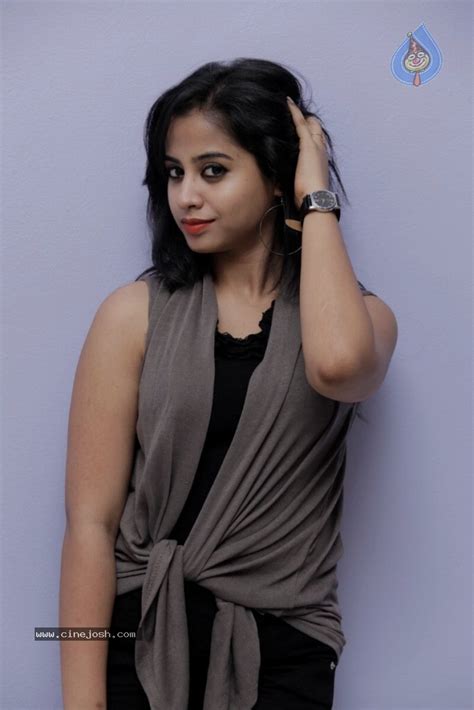 Swati Dixit Hot Stills Photo 18 Of 73