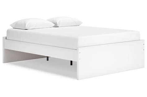 Onita Queen Platform Bed In White by Ashley Furniture | 1StopBedrooms