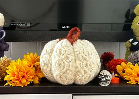 New Release FREE Cabled Pumpkin Knitting Pattern Ribblr Knitting