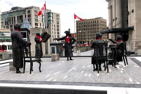 Ottawa Tour A Piedi Autoguidato E Caccia Al Tesoro