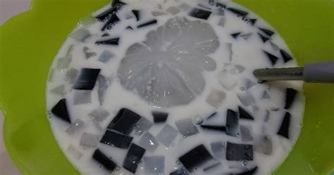 Resep Es Cincau Nata De Coco Oleh Neng Soraya Latifah Cookpad