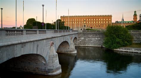 Stockholm Palace - Tours and Activities | Expedia