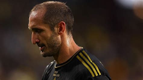 Giorgio Chiellini Annuncia Il Ritiro Dal Calcio Sei Stato Il Mio Tutto