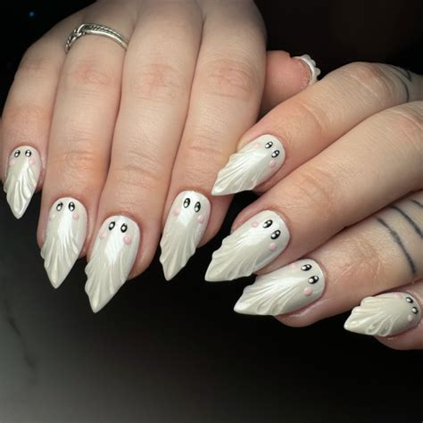 35 Spooky Halloween Nail Art Ideas 3D Ghostly Glam Nails I Take You