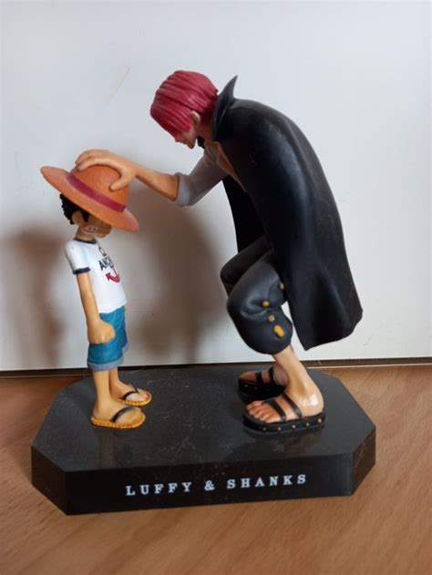 One Piece Sammelfigur Ruffy Und Shanks Kaufen Auf Ricardo