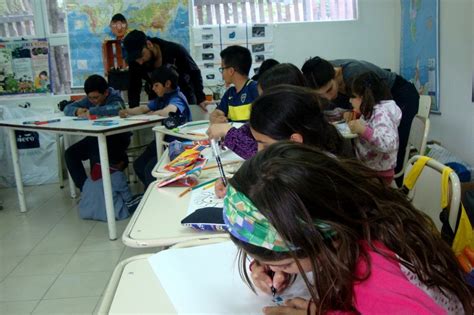 El proyecto UNImóvil de la UNTDF visitó la escuela rural del Lago