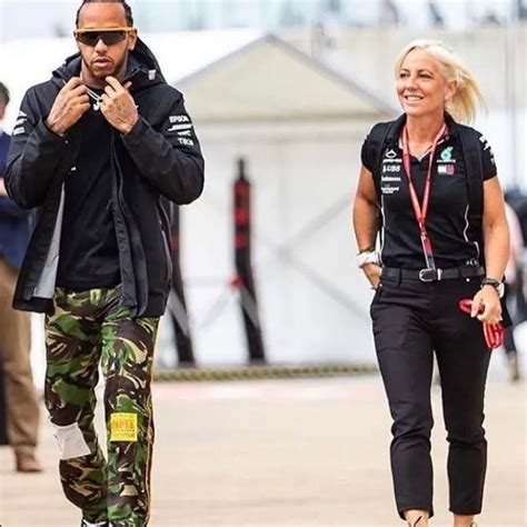 ¿quién Es Angela Cullen La Mujer Que Acompaña A Lewis Hamilton En La