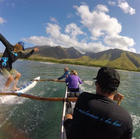 Maui Canoe Surfing Tours Surf With An Outrigger Canoe