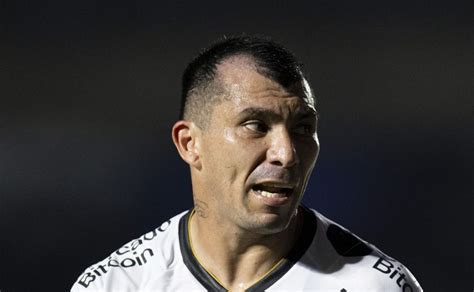 Est Fazendo Toda A Diferen A Confirmado Agora Gary Medel Causa No