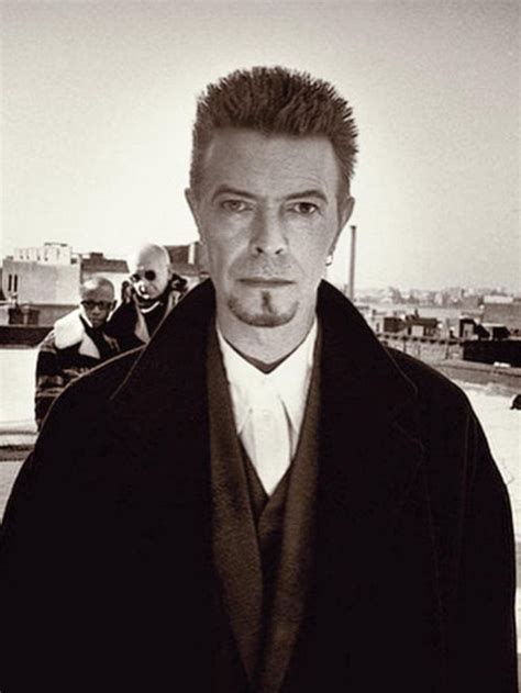 David Bowie Earthling era in 2022 | David bowie, David bowie earthling ...