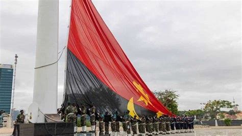 Angola Celebra Anos De Independ Ncia Nacional Entre Conquistas E