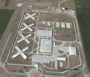 Western Illinois Correctional Center, IL: Inmate Search, Mailing, Calls, Contacts