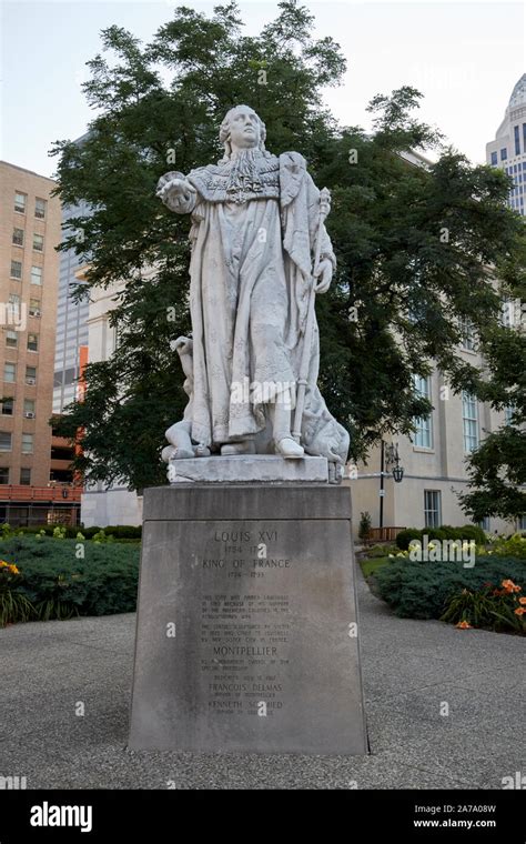 Louis Xvi Statue In Downtown Louisville Kentucky Usa Stock Photo Alamy