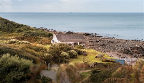 The Beach Hut Luxury Self Catering Millook North Cornwall