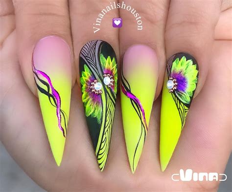 Vinas Nails On Instagram Flowers Art And Ombrush” Technique Using