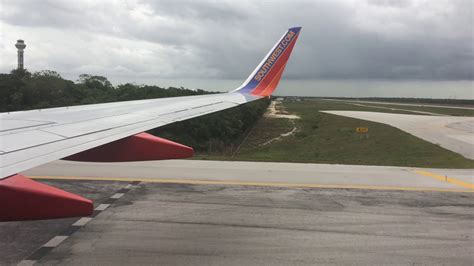 Southwest B Landing At Cancun From Lax Youtube