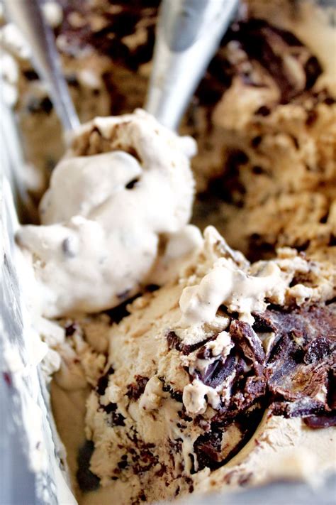 No Churn Coffee Mudslide Ice Cream