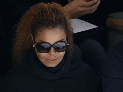 Arab Social Media Celebrates Janet Jackson S Islamic Dress