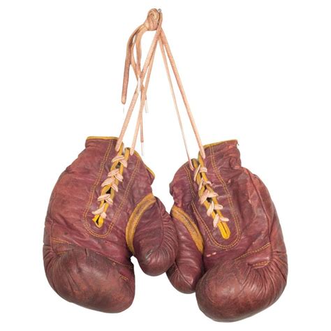 Vintage Leather Everlast Boxing Gloves Circa 1960s At 1stdibs