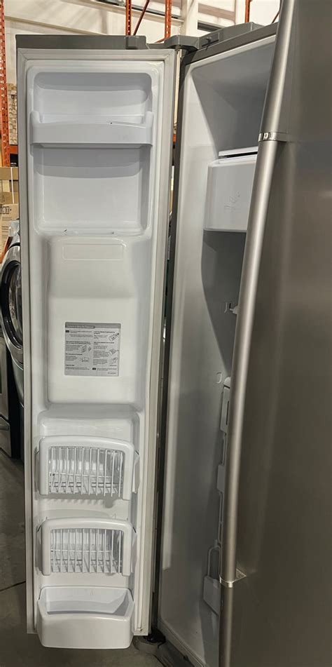 LG Side by Side Refrigerator – Habitat for Humanity Greater Ottawa ReStore