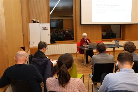 Katholische Kirche Zug Ch Kirche Mit Zug Ist Ein Projekt In Voller