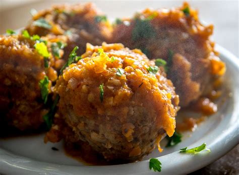 Albondigas (Mexican Meatballs) | Mexican Please