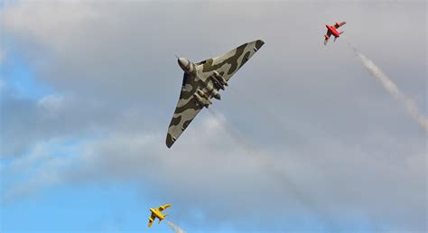 The Last Air Show Appearance of XH558, RAF Church Fenton, Sept 2015 ...