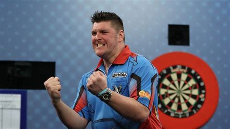 US Darts Masters: Michael van Gerwen beats Daryl Gurney in Las Vegas | Darts News | Sky Sports