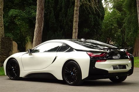 BMW i8 HYBRID COUPE 2DR