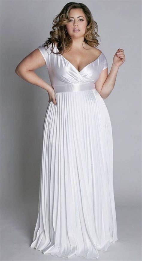 Pin By Gemgrace On Bigandbeautiful Bridesmaid Dresses Plus Size Plus