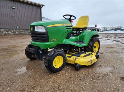 John Deere X724 All Wheel Steer Lawn Mower 62” Edge Xtra Cutting System Kawasaki 745cc Motor