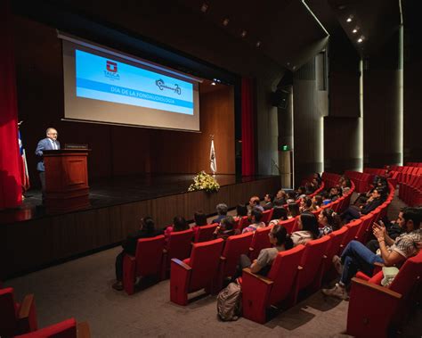 Escuela De Fonoaudiolog A Celebr A Os Formando Profesionales De