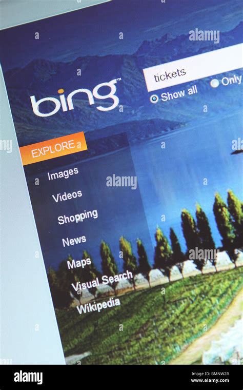 Bing search engine logo hi-res stock photography and images - Alamy