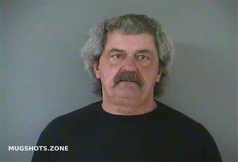 Holmes Mark W Crittenden County Mugshots Zone