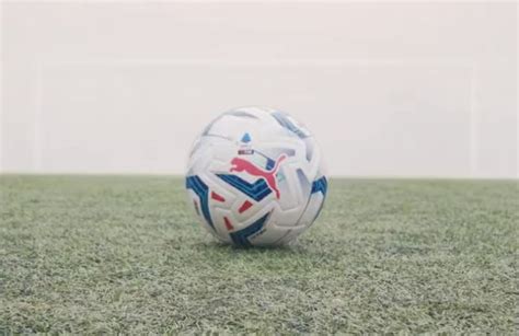 Svelato Il Nuovo Pallone Della Serie A Ecco Orbita Video Calcio Lecce