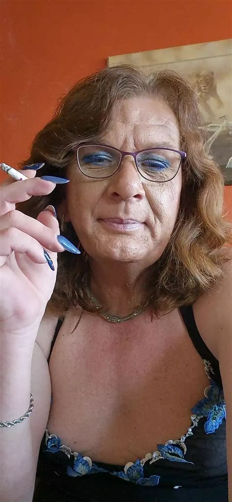 Smoking Shemale Porn Videos XHamster